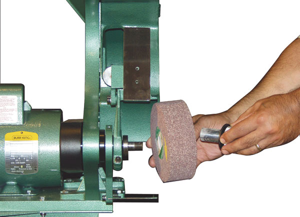 Model 482 accepts nylon, buffing, wire and fiber wheels